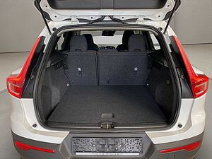 Volvo  T3 Momentum Core AUT Kam. Navi Virtual LED