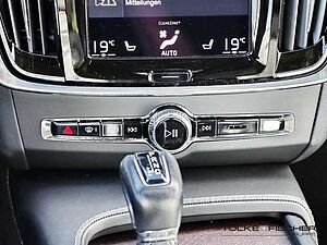 Volvo  Cross Country Pro D5 AWD EU6d-T+Bowers&Wilkins+360Grad*Kamera+Pano+Standhzg. +Vol