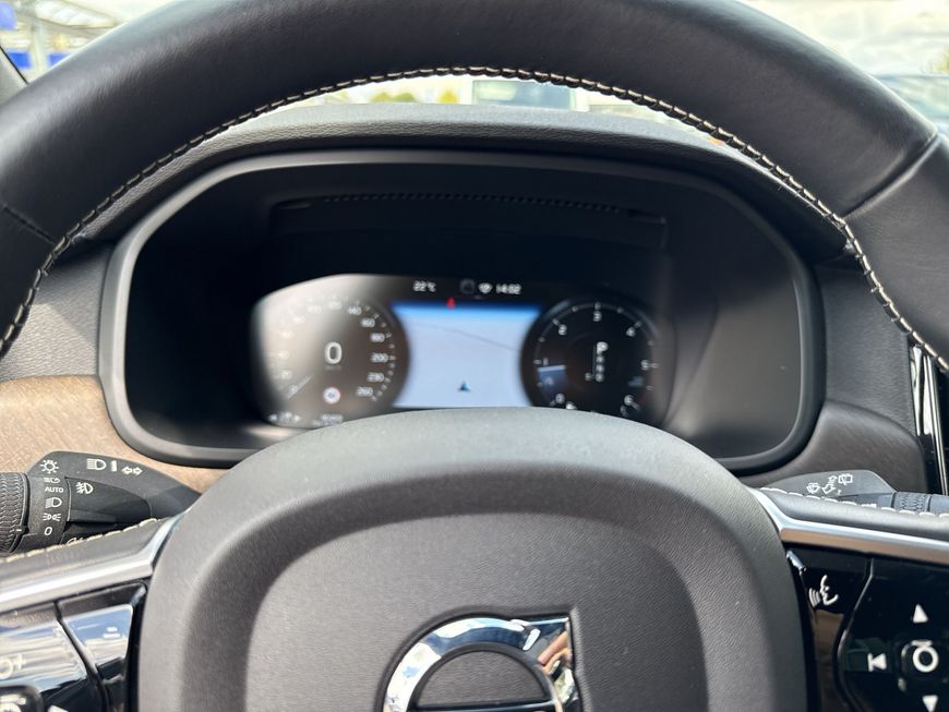 Volvo  CrossCountry