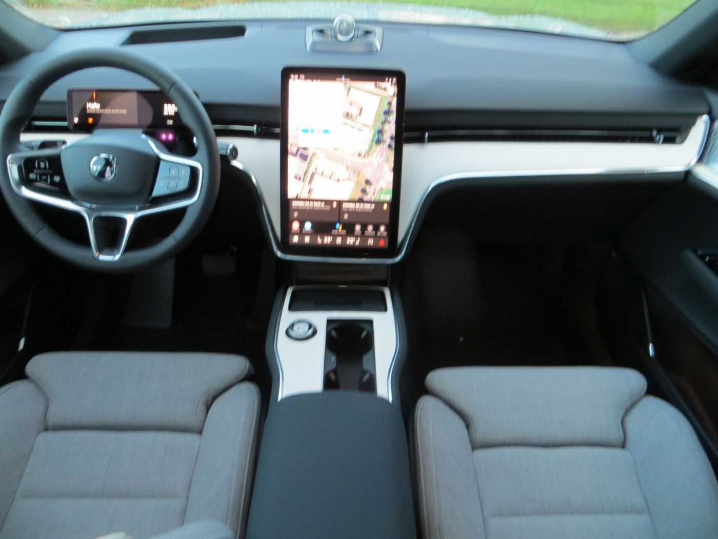 Volvo  Twin Motor AWD Ultra 7-Sitzer