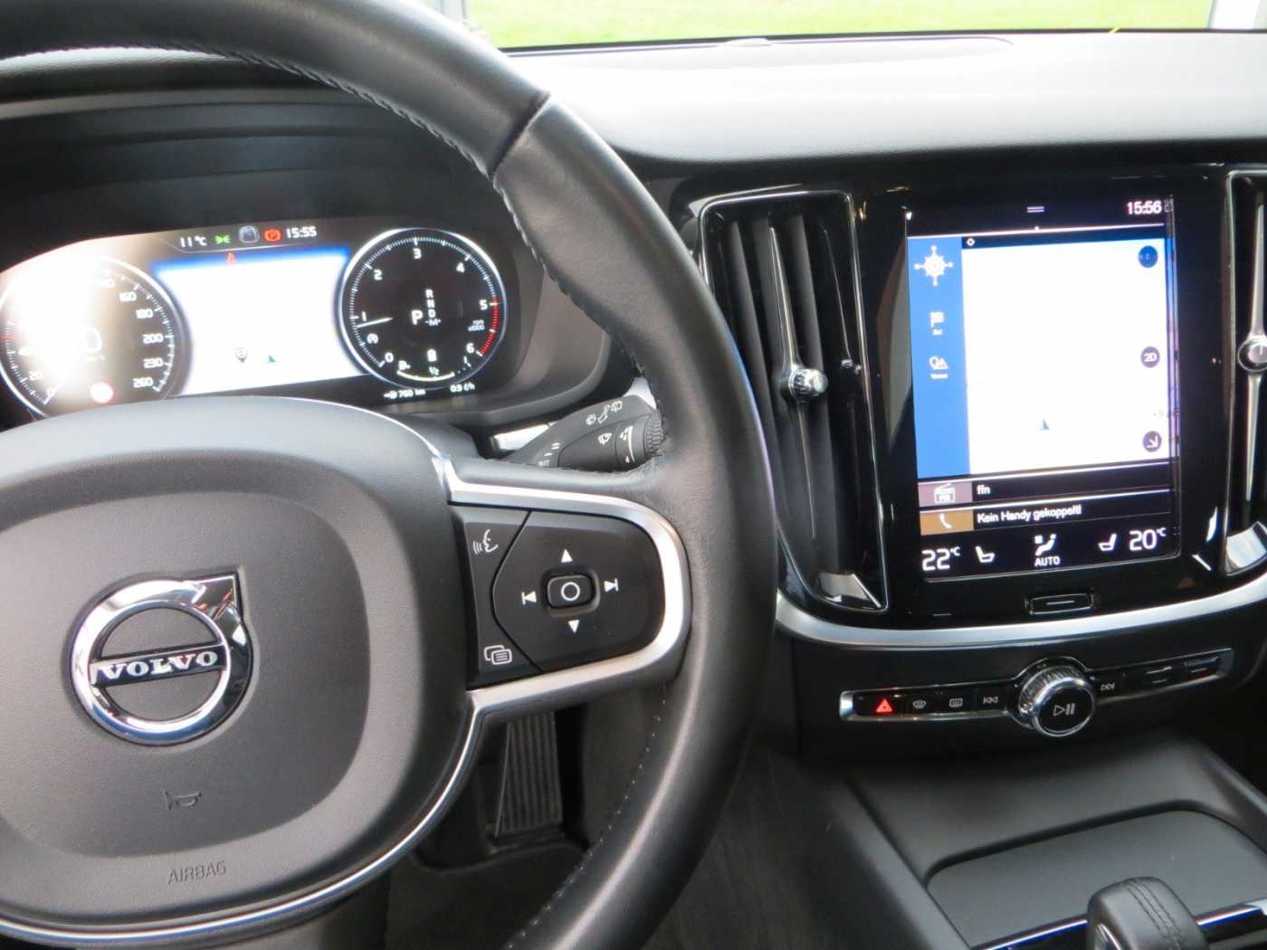 Volvo  B4  Geartronic Momentum Pro ACC LM 19&apos, &apos, AHK