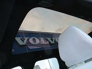 Volvo  Twin Motor AWD Ultra 7-Sitzer