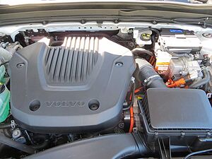 Volvo  T4 Recharge R Design H&K SOUND AHK