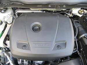 Volvo  T2 Momentum