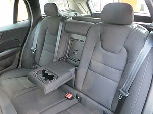 Volvo  B4  Geartronic Momentum Pro ACC LM 19&apos, &apos, AHK