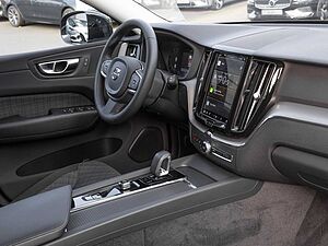 Volvo  XC60 Recharge Core, T6 AWD Plug-in Hybrid, Elektrisch/Benzin, Bright