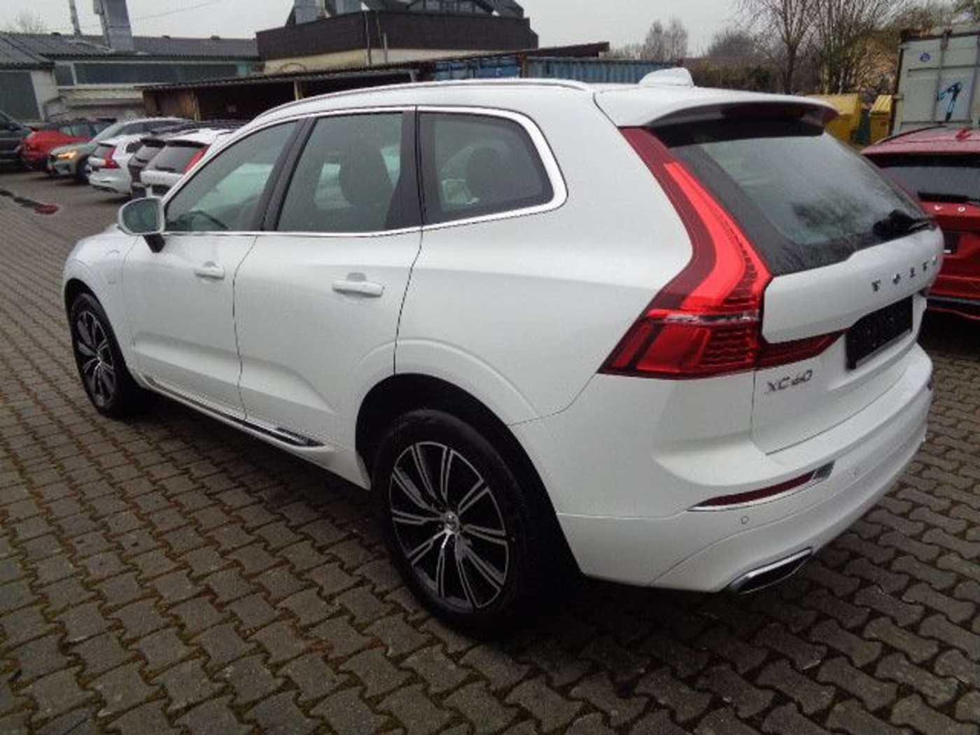 Volvo  Inscription Recharge Plug-In Hybrid AWD