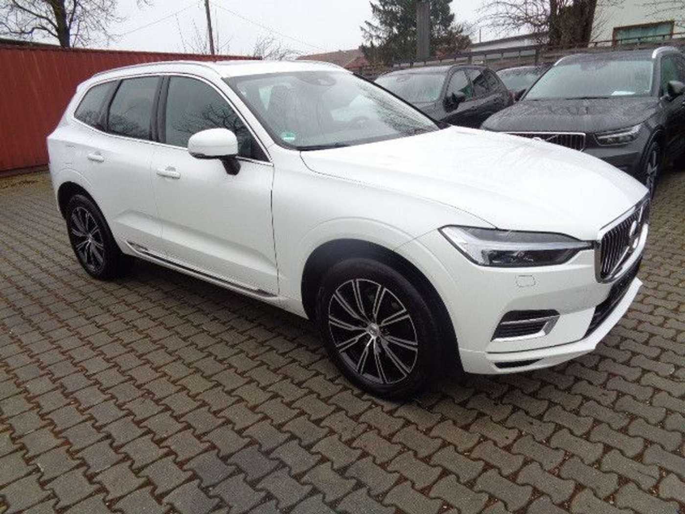 Volvo  Inscription Recharge Plug-In Hybrid AWD