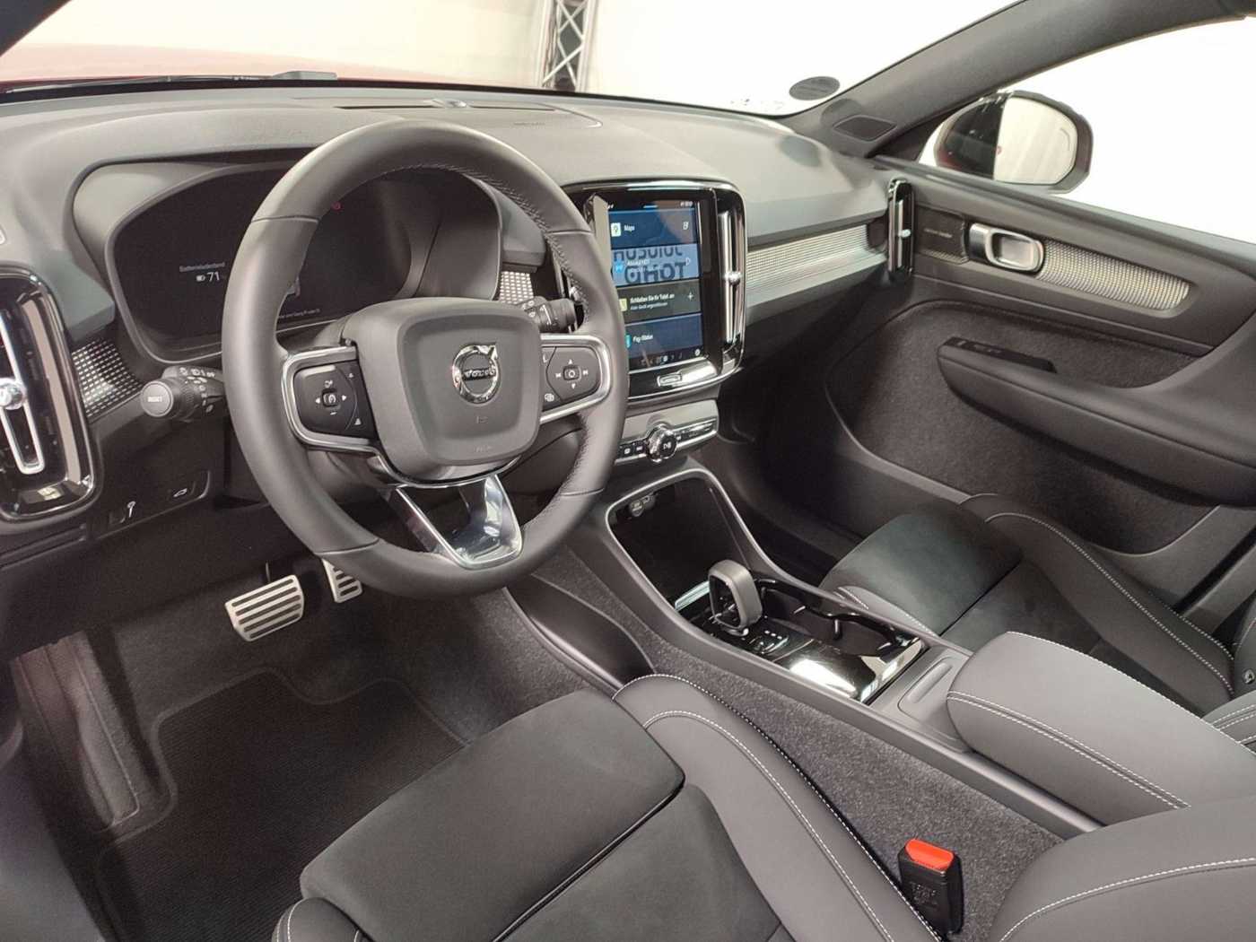 Volvo  Pro Recharge Pure Electric*Zins eff. 0,99%