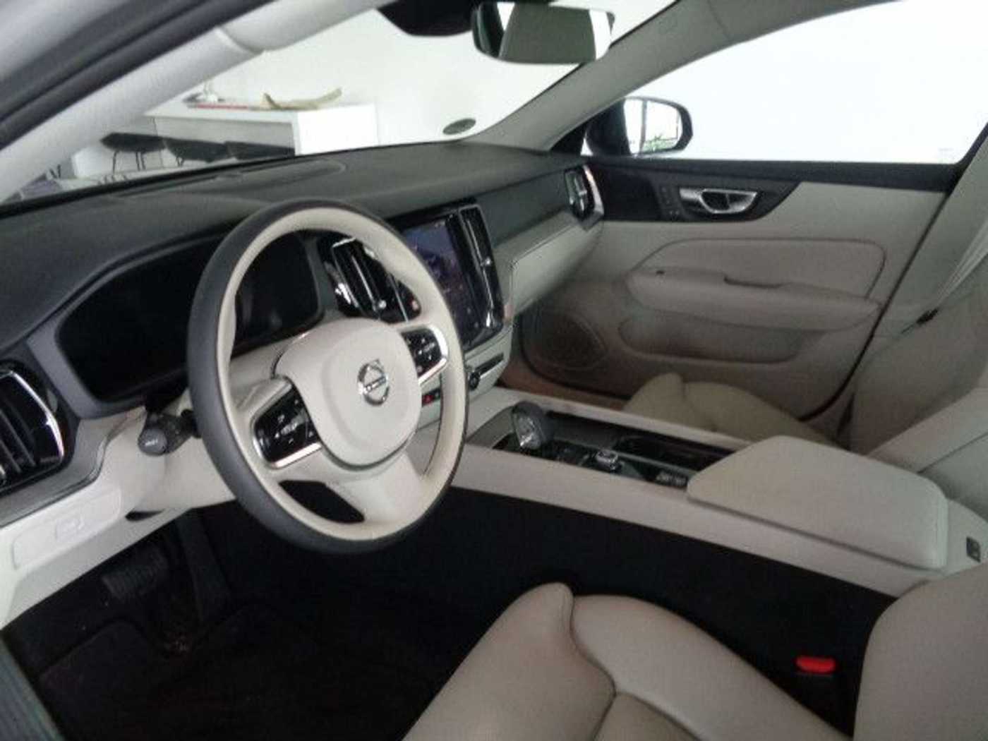 Volvo  Plus Dark*LEDER BEIGE*MITARBEITERFAHRZEUG !