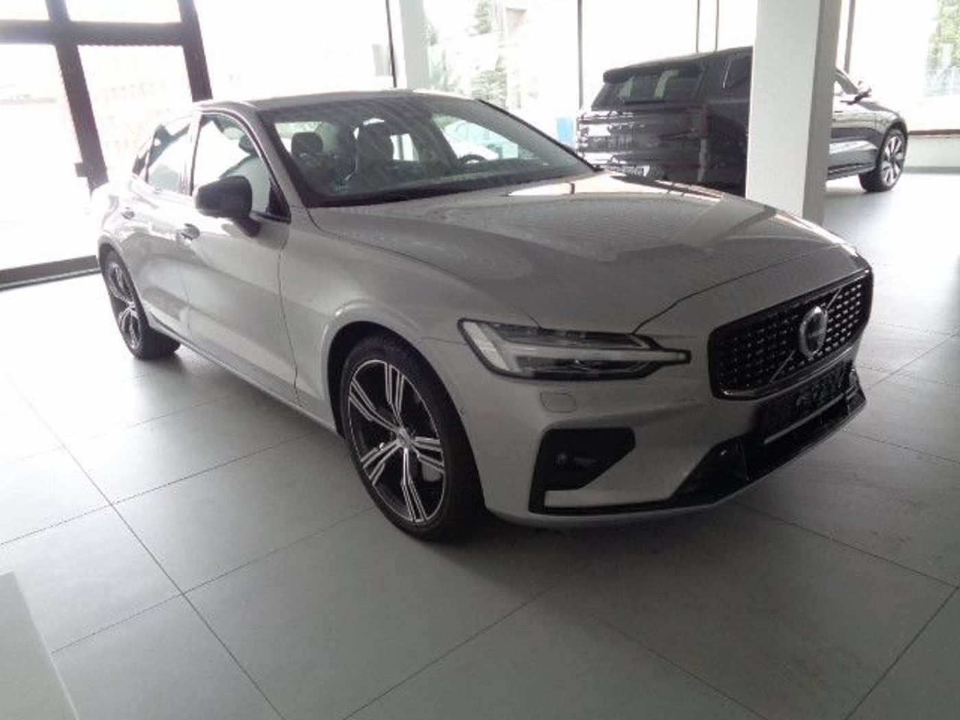 Volvo  Plus Dark*LEDER BEIGE*MITARBEITERFAHRZEUG !