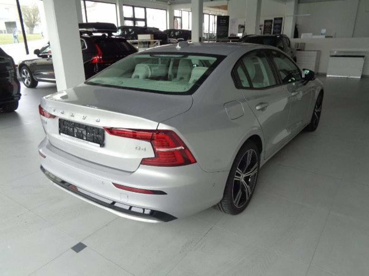 Volvo  Plus Dark*LEDER BEIGE*MITARBEITERFAHRZEUG !