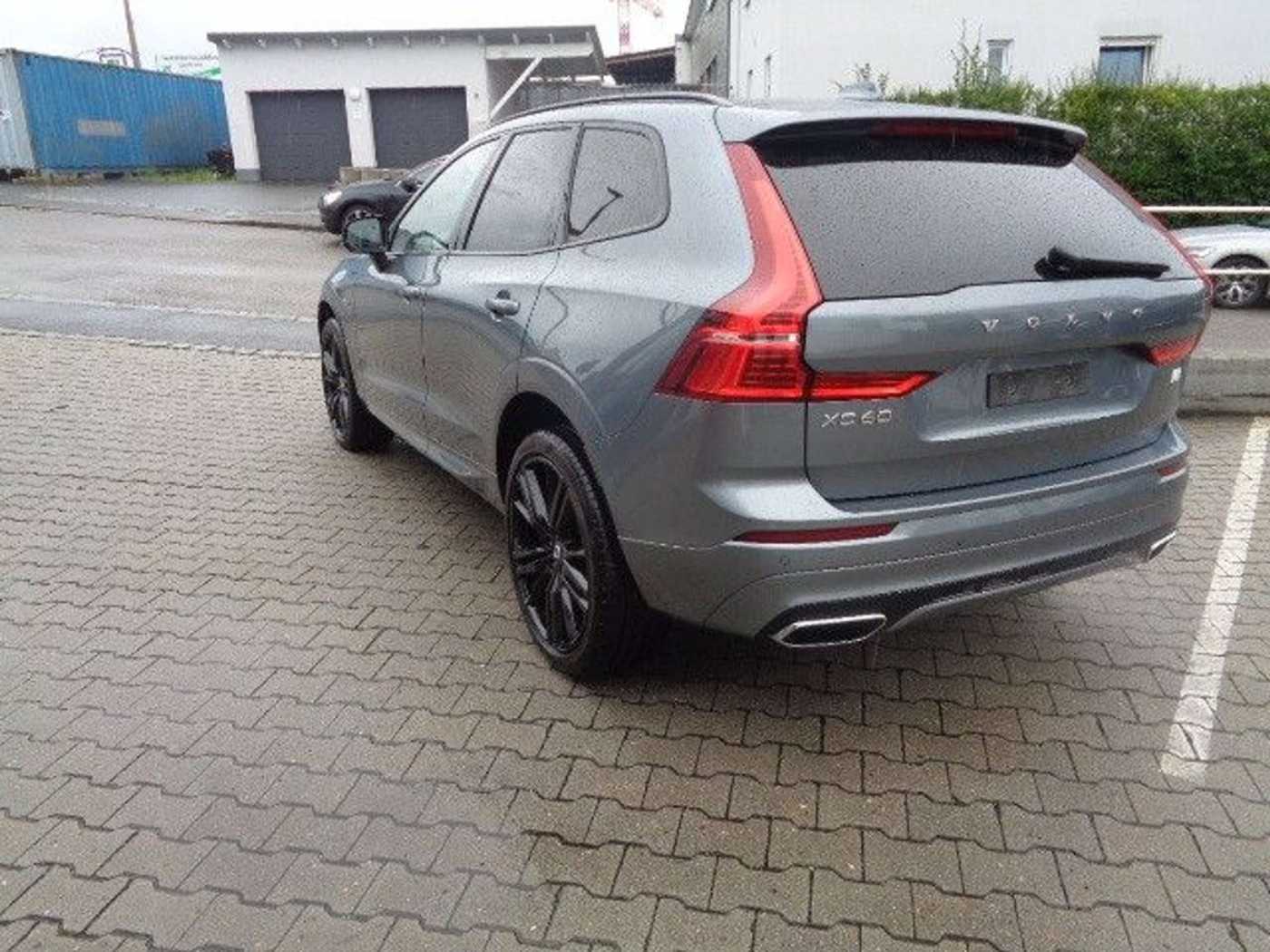 Volvo  R-Design Recharge Plug-In Hybrid AWD*HUD*
