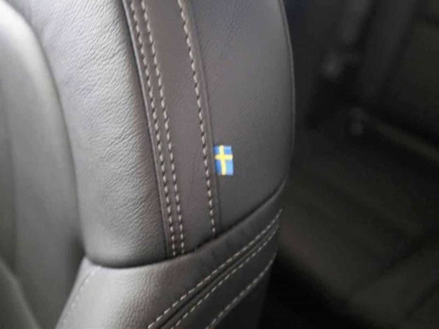 Volvo  Plus Dark*LEDER*PANO*ACC*BLIS*360*PIXEL