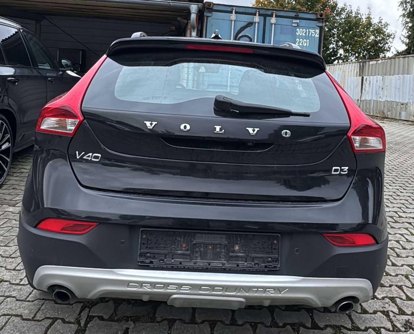 Volvo  *PANO*BI-XENON*KAMERA*AHK
