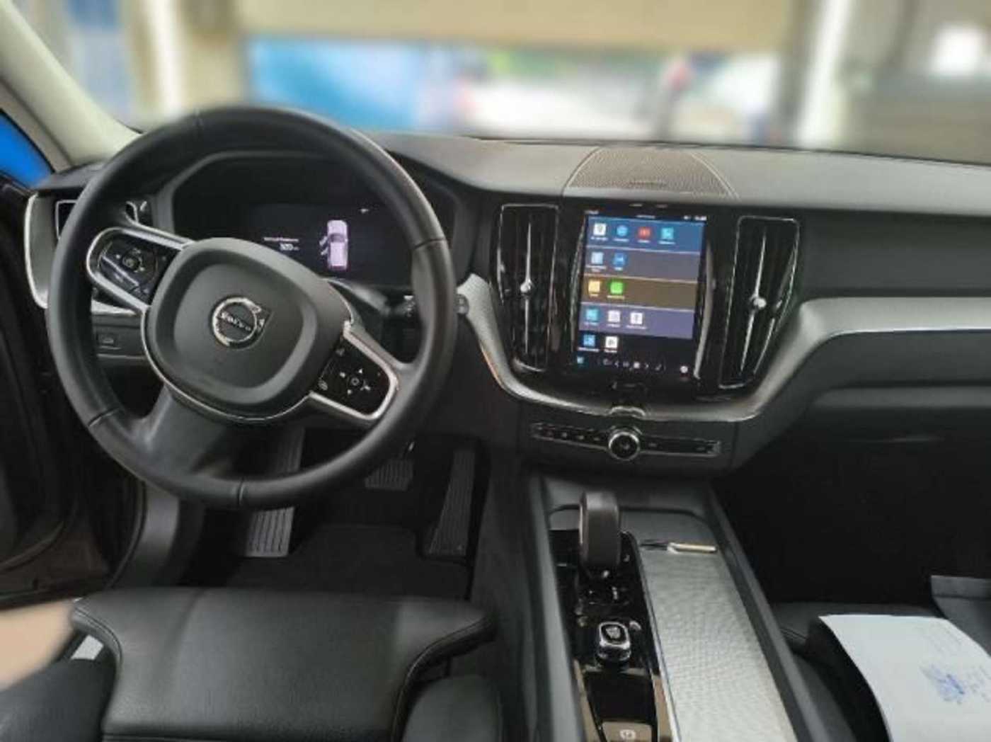Volvo  Plus Dark AWD*STHZ*AHK*BLIS*ACC*MATRIX-LED
