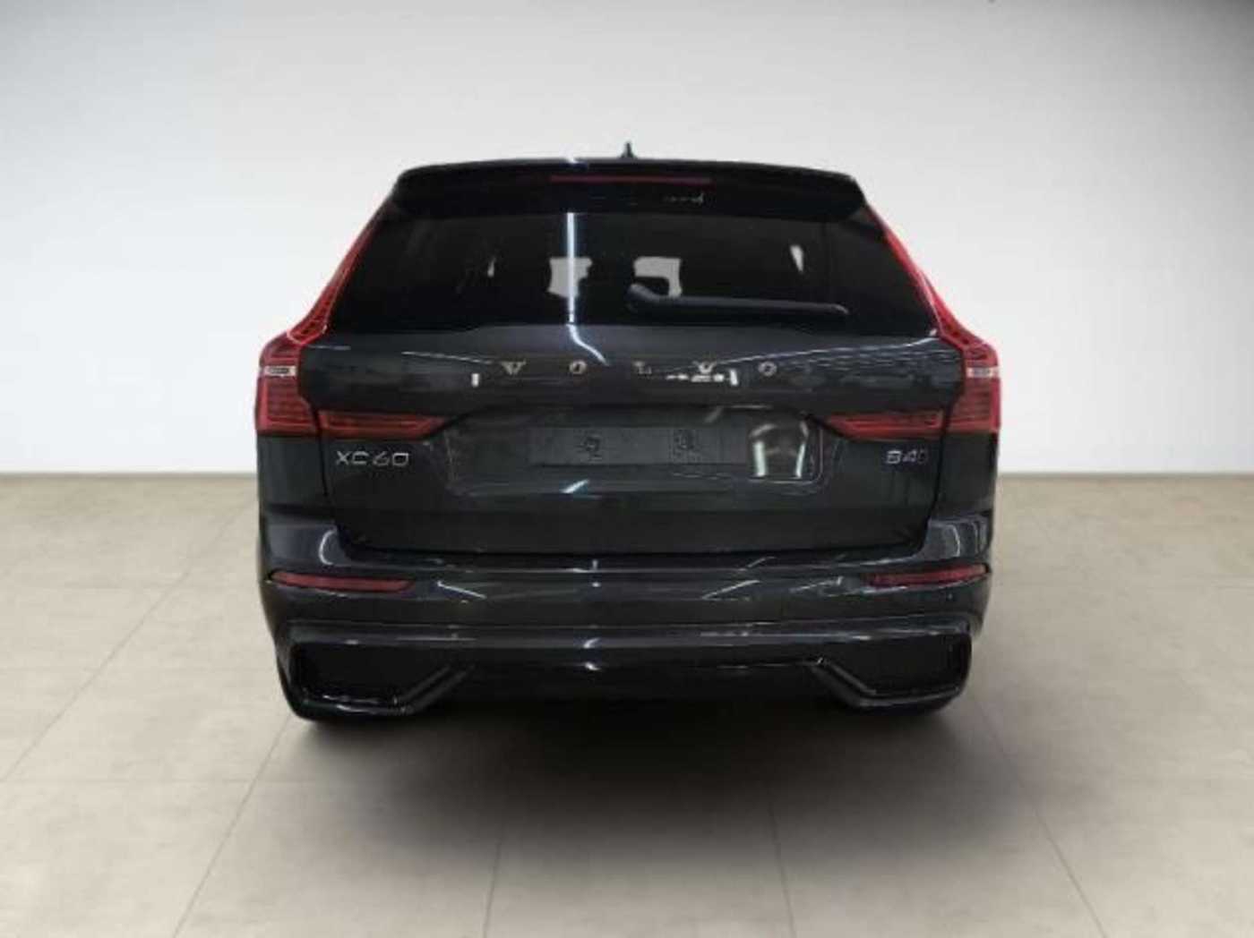 Volvo  Plus Dark AWD*STHZ*AHK*BLIS*ACC*MATRIX-LED