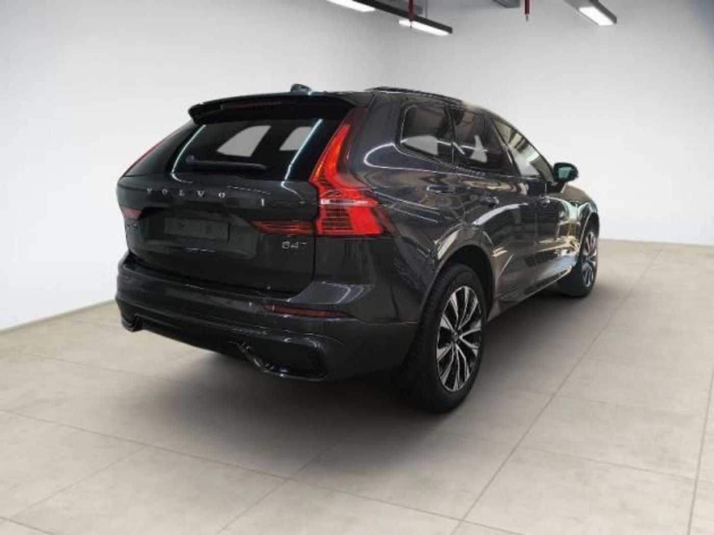 Volvo  Plus Dark AWD*STHZ*AHK*BLIS*ACC*MATRIX-LED
