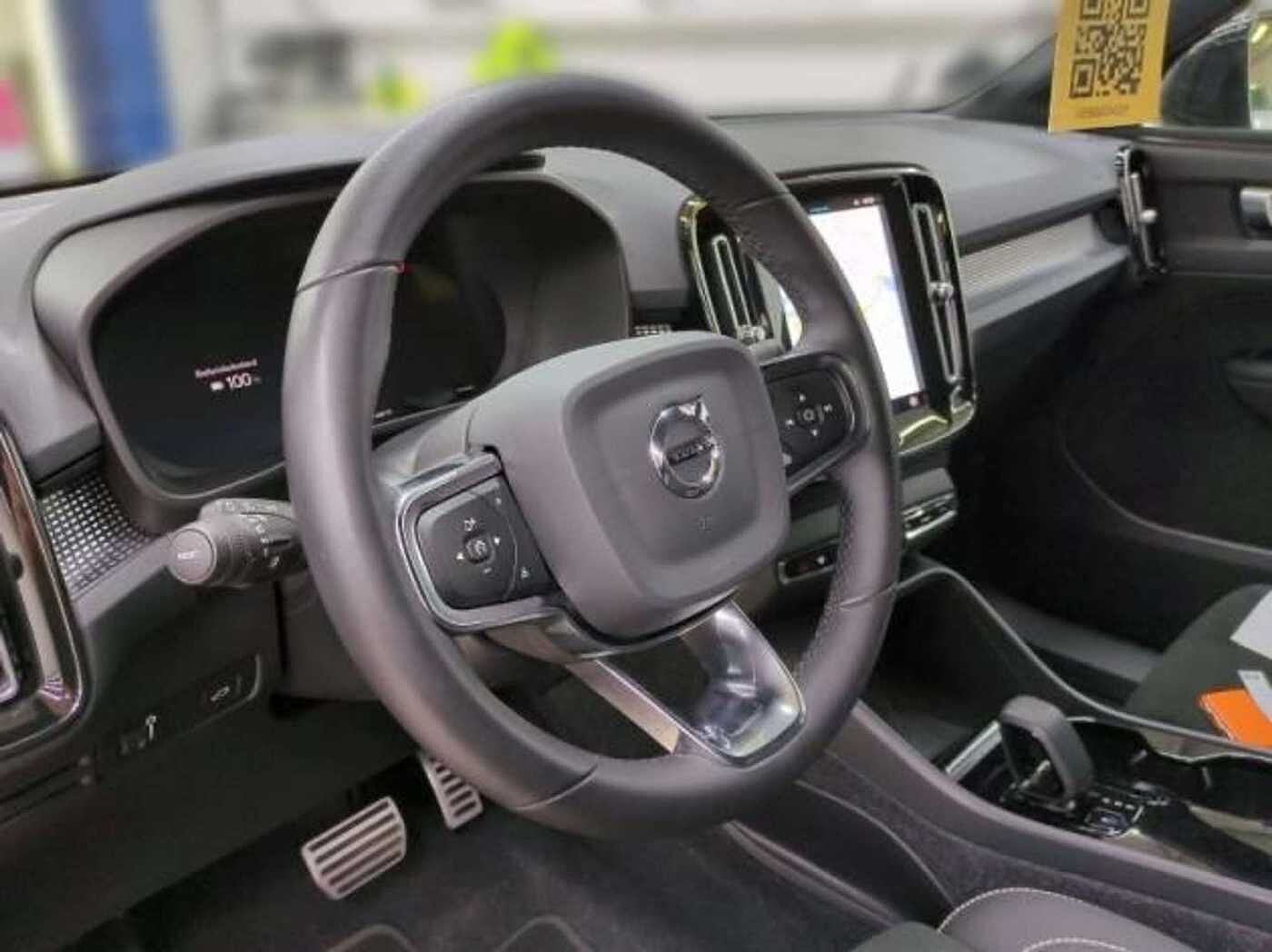 Volvo  XC40 Plus Recharge Pure Electric 2WD