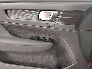 Volvo  Pro Recharge Pure Electric*Zins eff. 0,99%