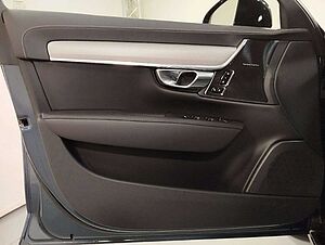 Volvo  T8 Ultimate Dark Plug-In Hybrid*LONG RANGE