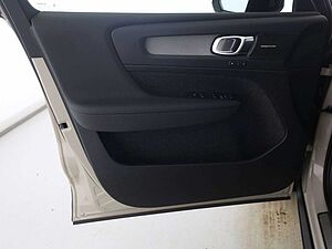 Volvo  Ultra Dark*LEDER*360°*ACC*BLIS*PIXEL-LED