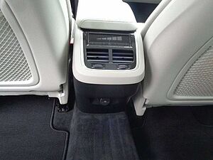 Volvo  B5 Ultimate Dark AWD*360°*AHK*KS*SD*MJ.2023