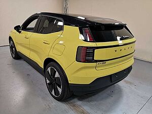 Volvo  Ultra AWD Performance Pure Electric