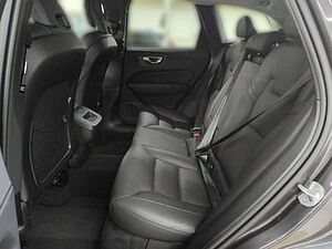 Volvo  Plus Dark AWD*STHZ*AHK*BLIS*ACC*MATRIX-LED
