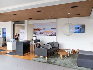 Volvo  T6 Plus Dark Recharge Plug-In Hybrid AWD