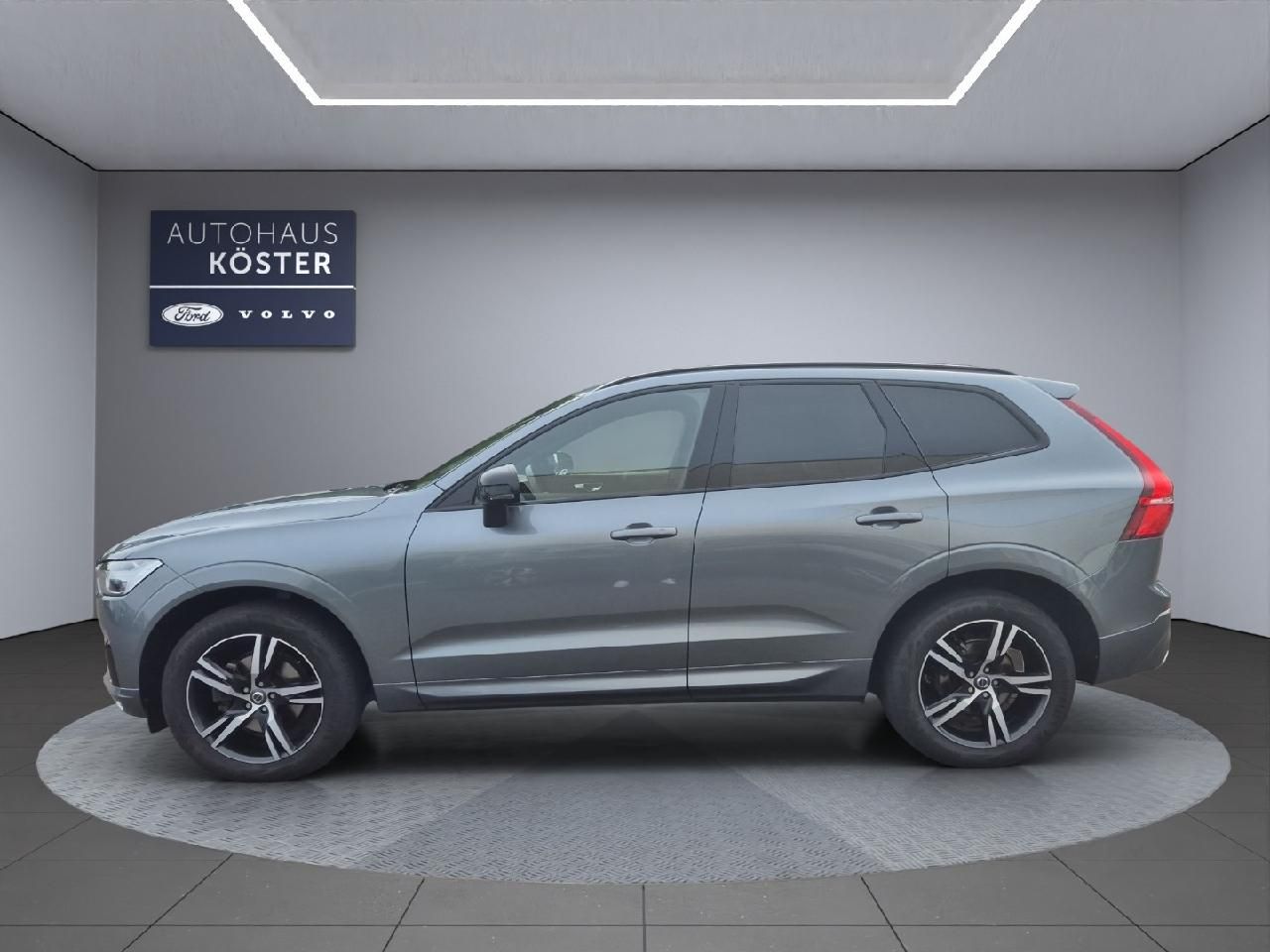 Volvo  R Design 2WD