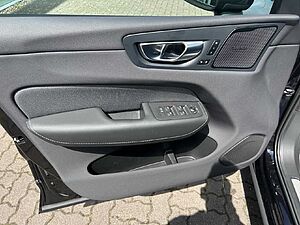 Volvo  Plus Black Edition T6 AWD Plug-In Hybrid