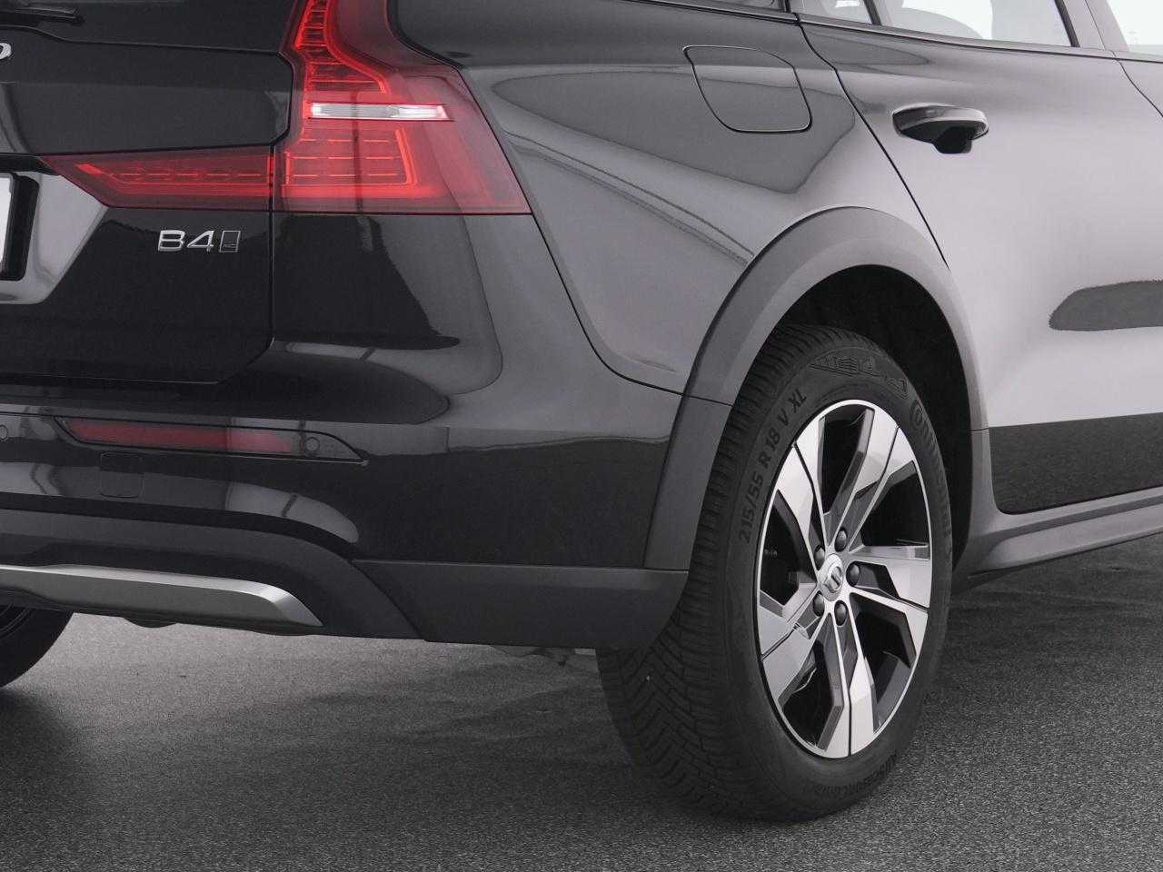 Volvo  CC