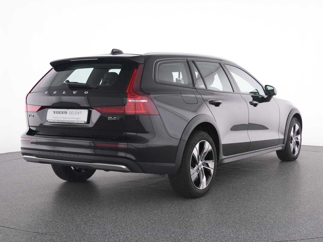Volvo  CC