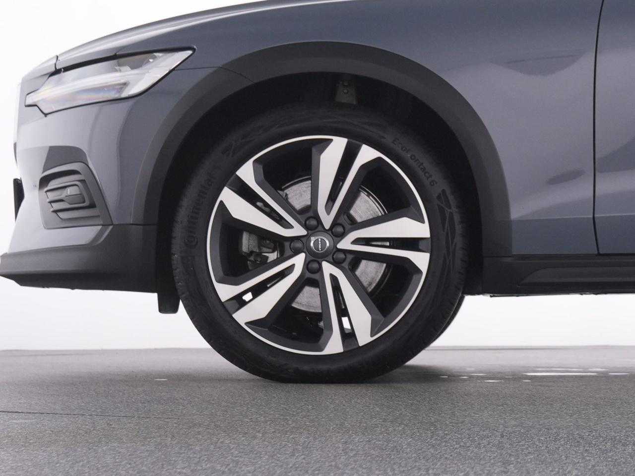 Volvo  CC