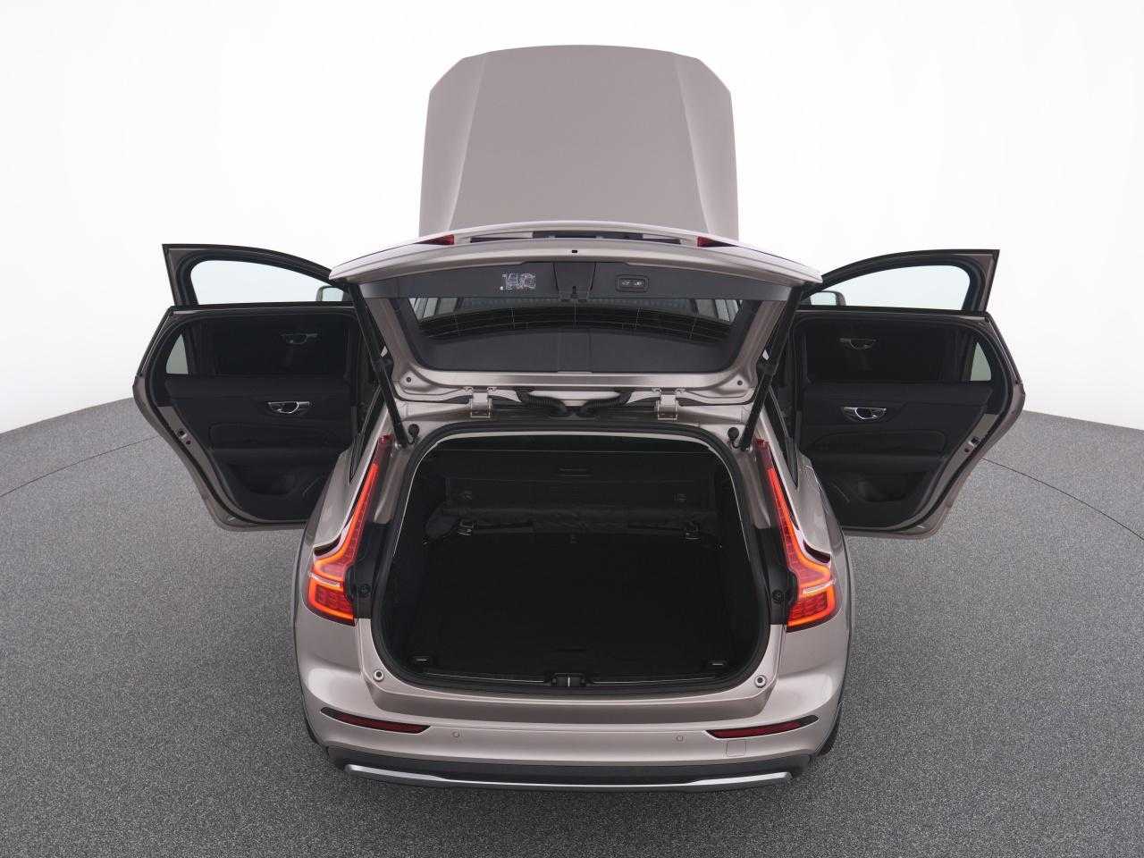 Volvo  CC