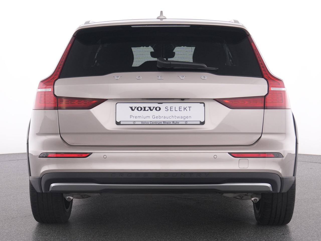 Volvo  CC