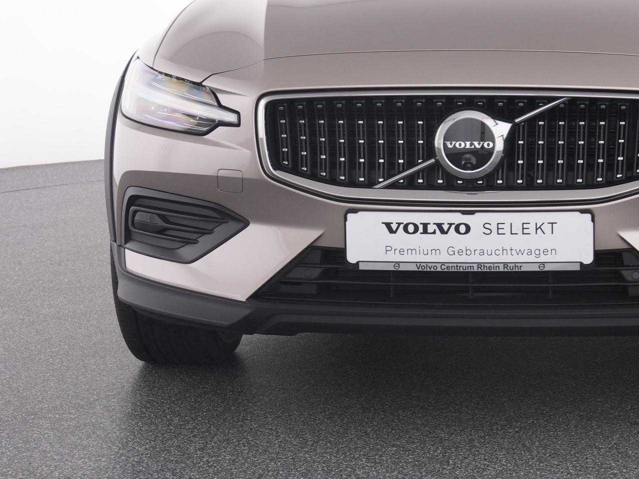 Volvo  CC