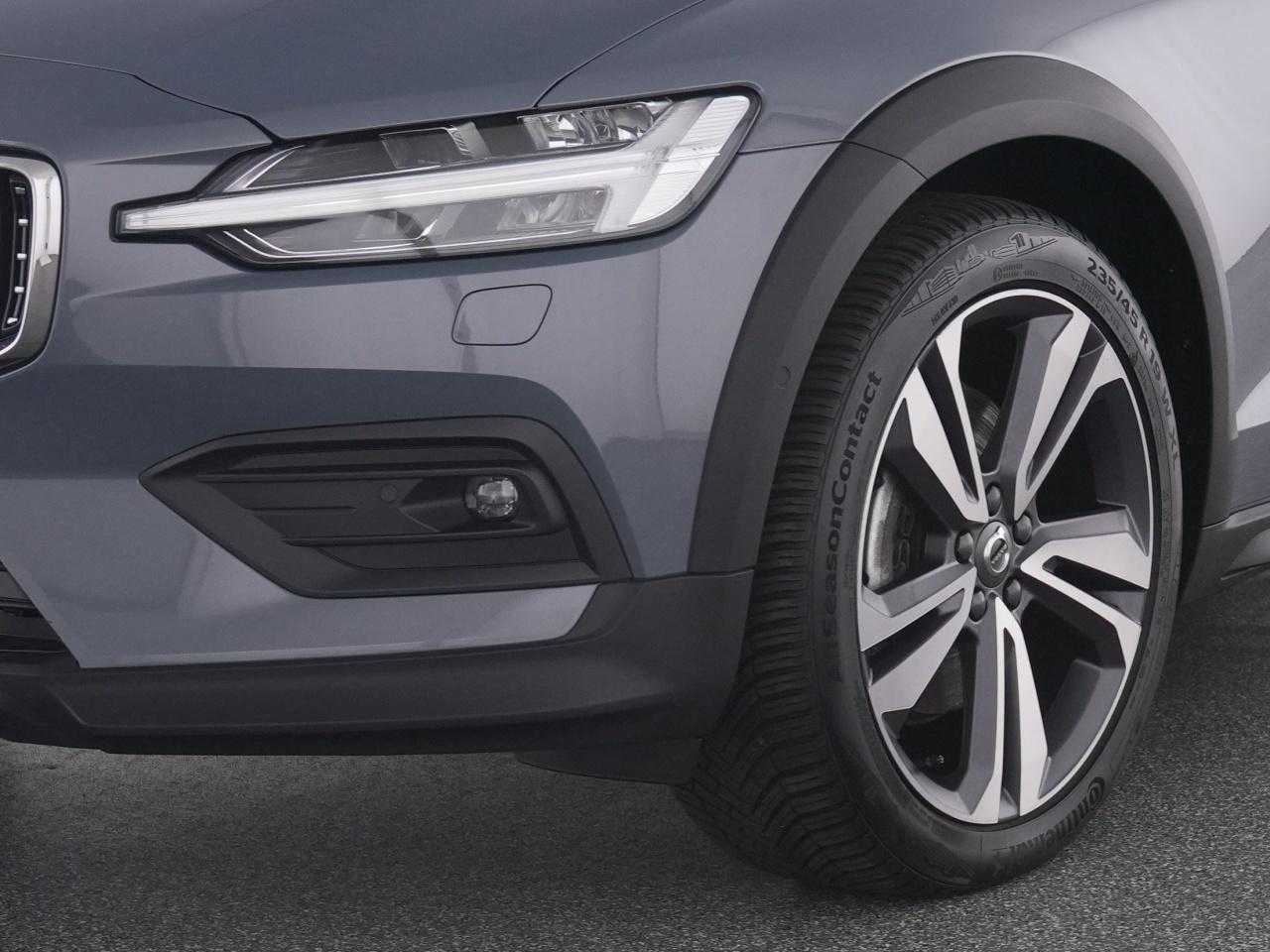 Volvo  CC
