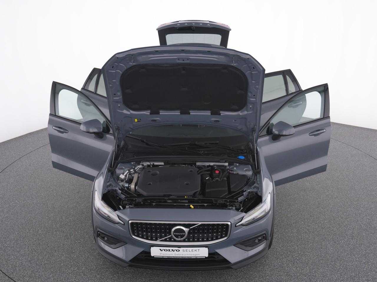 Volvo  CC