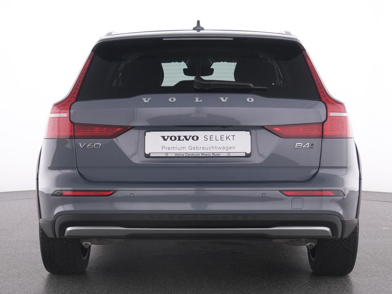 Volvo  CC