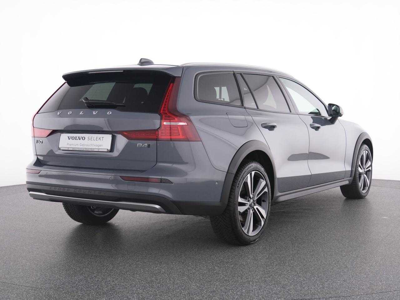 Volvo  CC