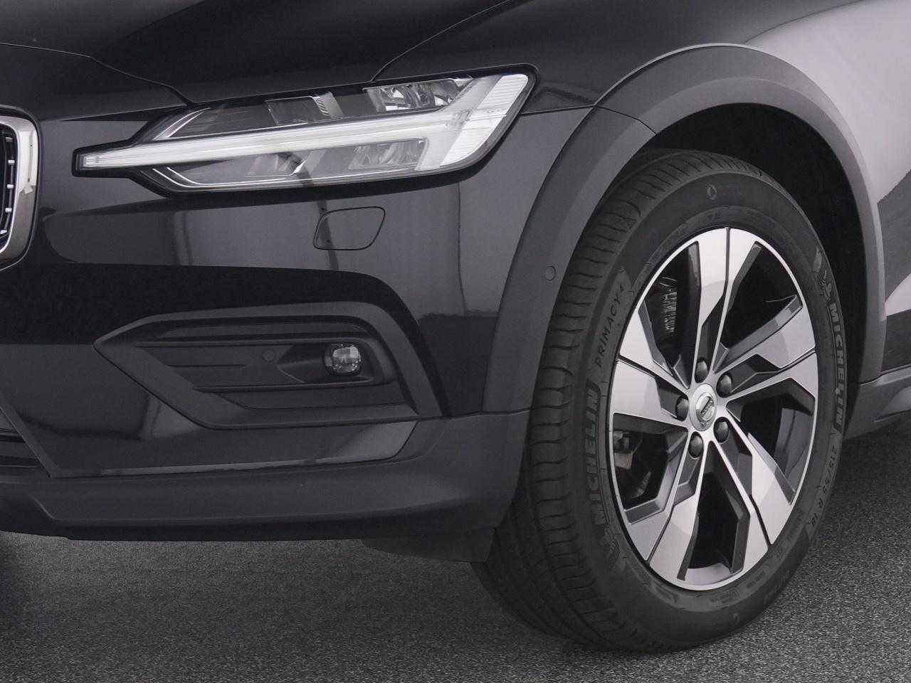 Volvo  CC