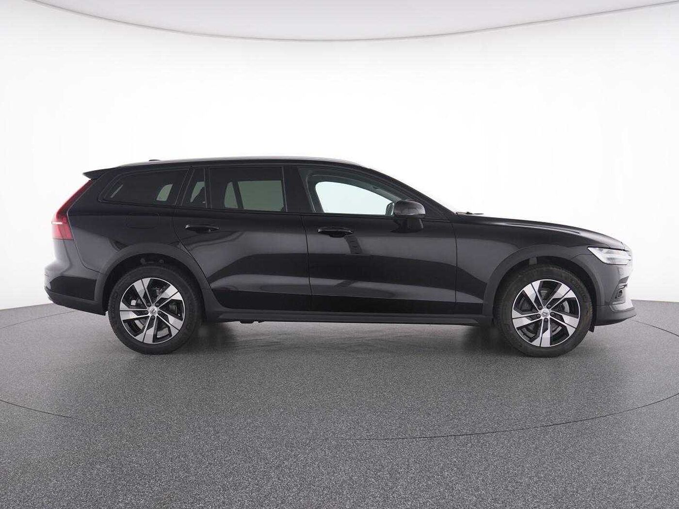 Volvo  CC