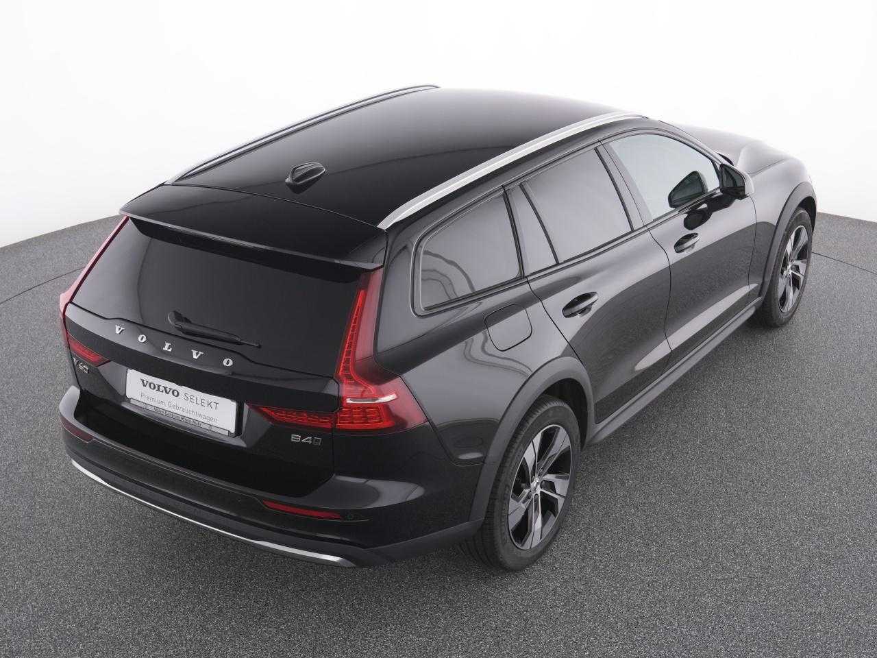 Volvo  CC