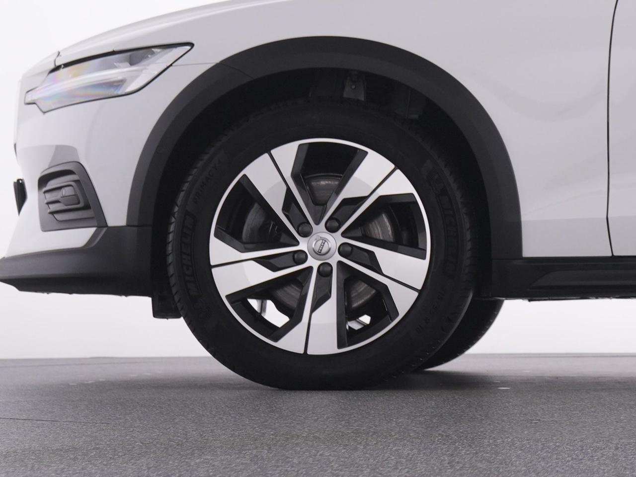 Volvo  CC