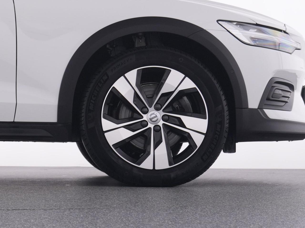 Volvo  CC