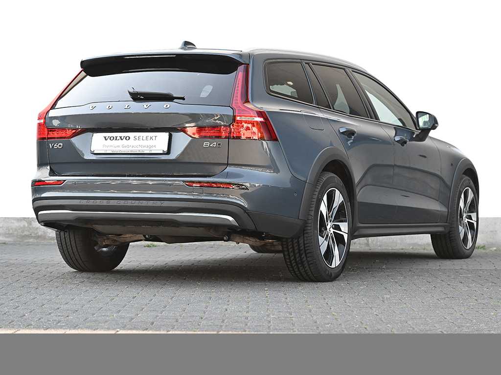 Volvo  CC