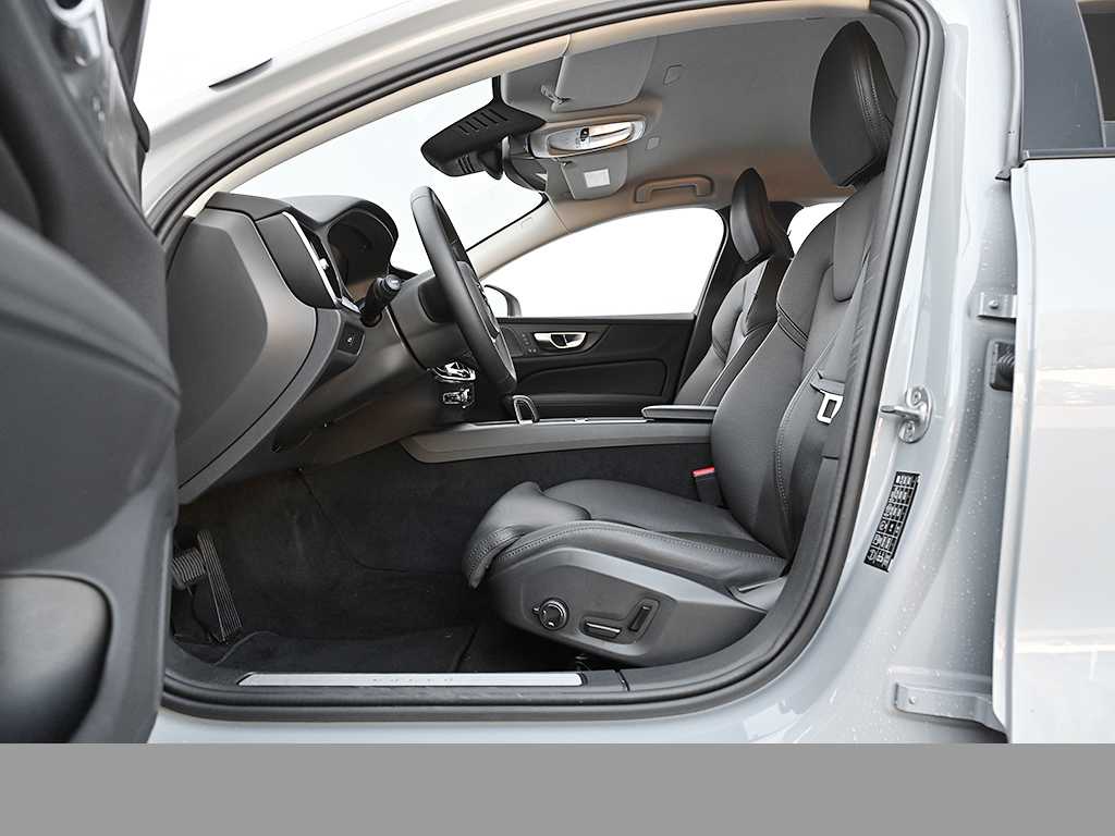 Volvo  CC