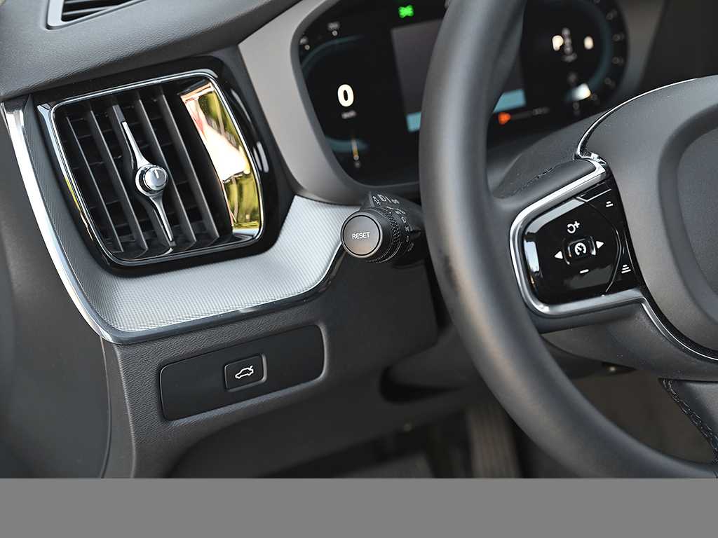 Volvo  XC 60